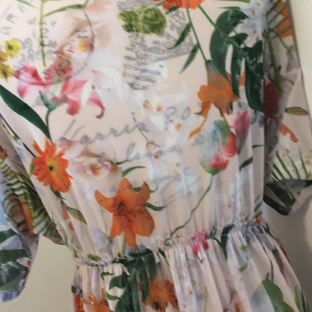 Dress - Picture 3 of 3